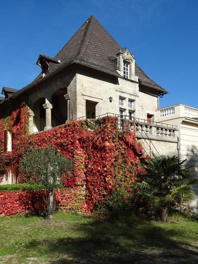 Château De Laroche Bed & Breakfast Vianne Ngoại thất bức ảnh